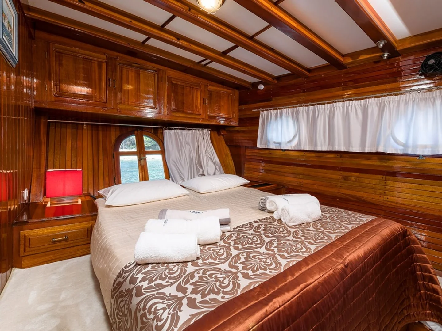 CROATIA | Custom 32M - Photo 33