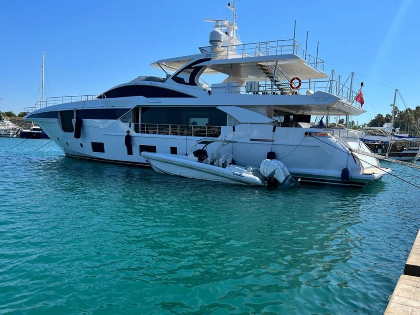 LOVE T | Azimut Grande 35  - Photo 10