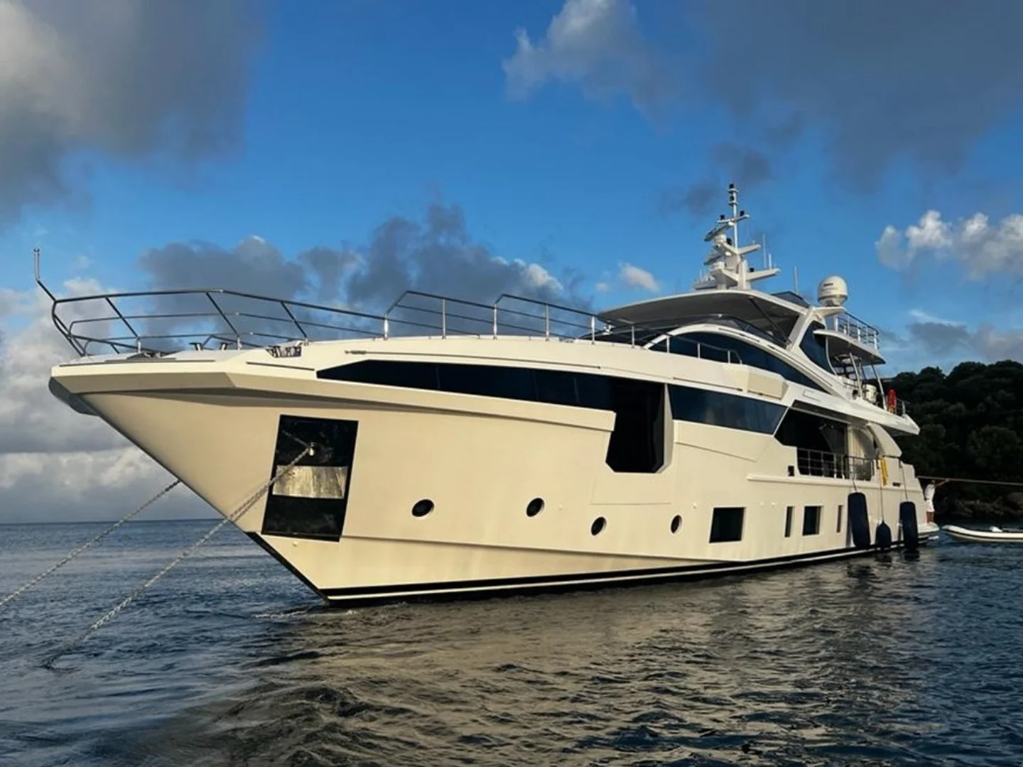 LOVE T | Azimut Grande 35  - Photo 12