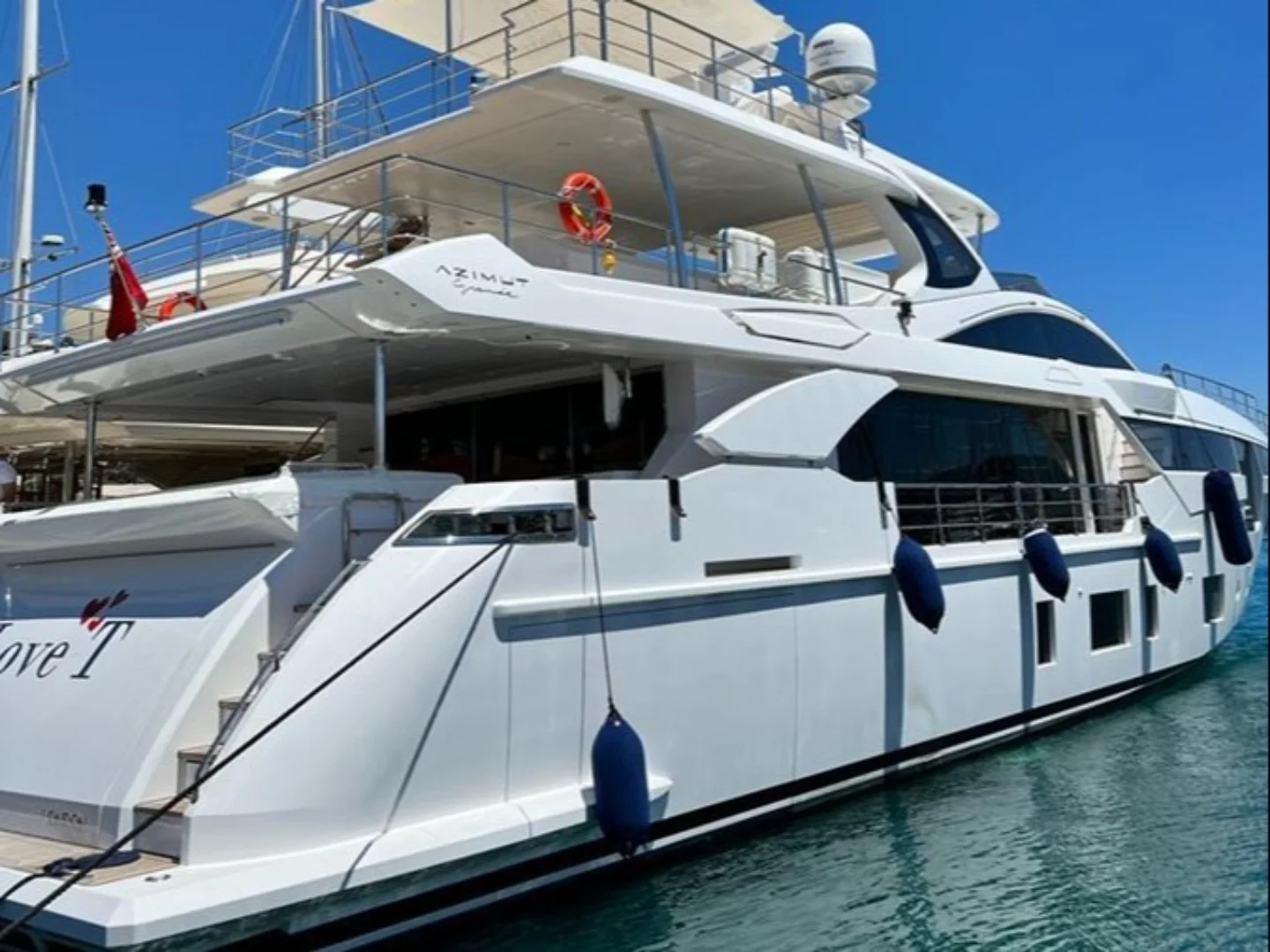 LOVE T | Azimut Grande 35  - Photo 14