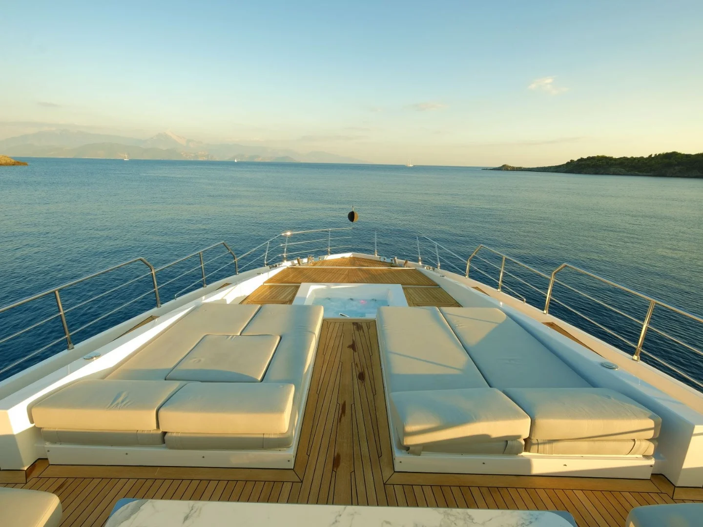 LOVE T | Azimut Grande 35  - Photo 22