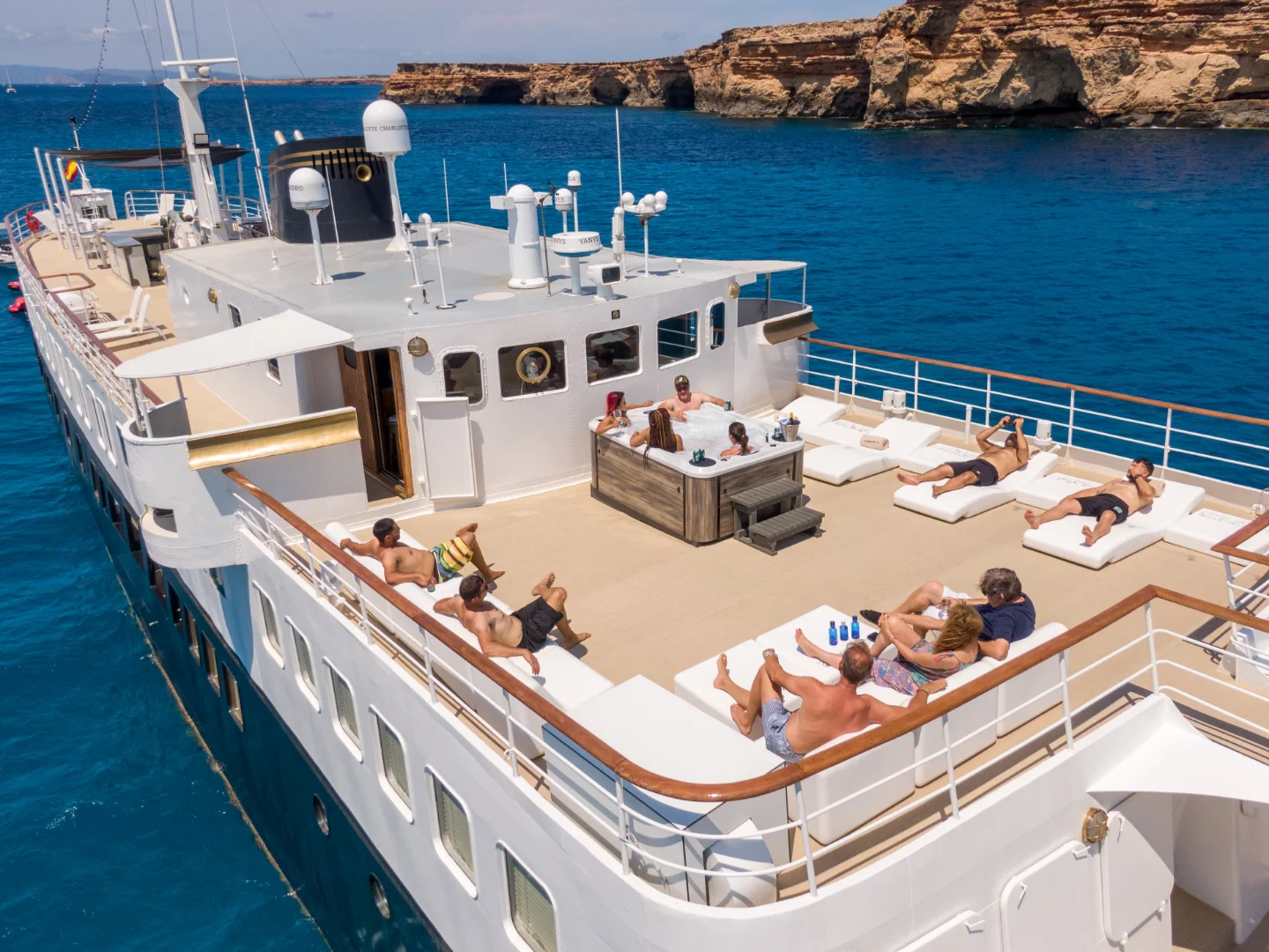 HARMONY II | Custom 58 Metre - Photo 8