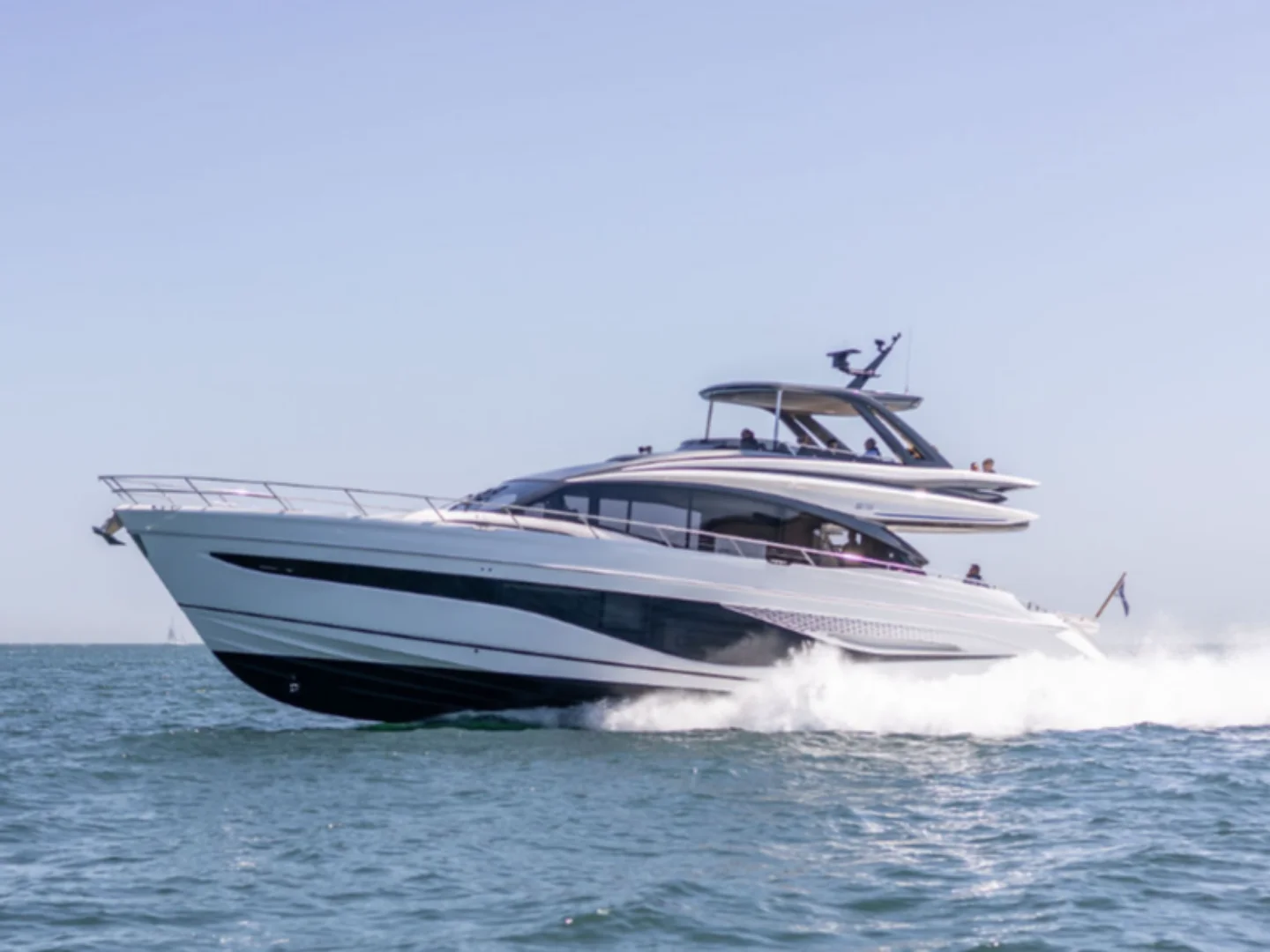NEGOTIATOR II | Princess S72 - Photo 54