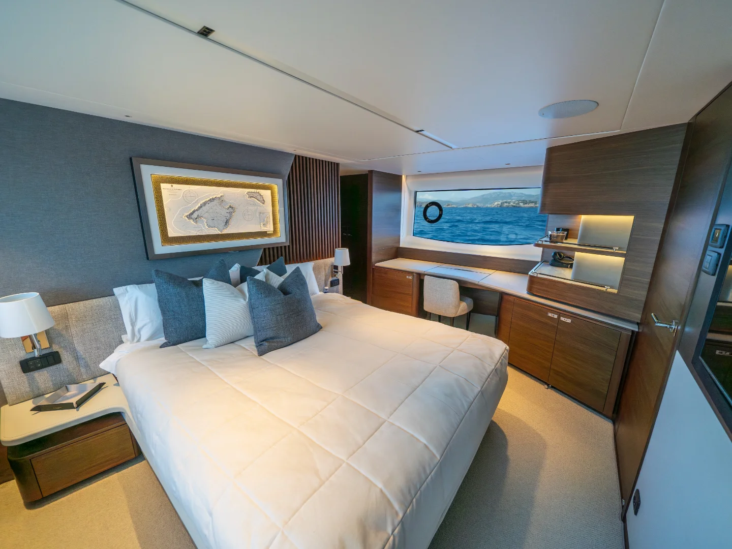NEGOTIATOR II | Princess S72 - Photo 27