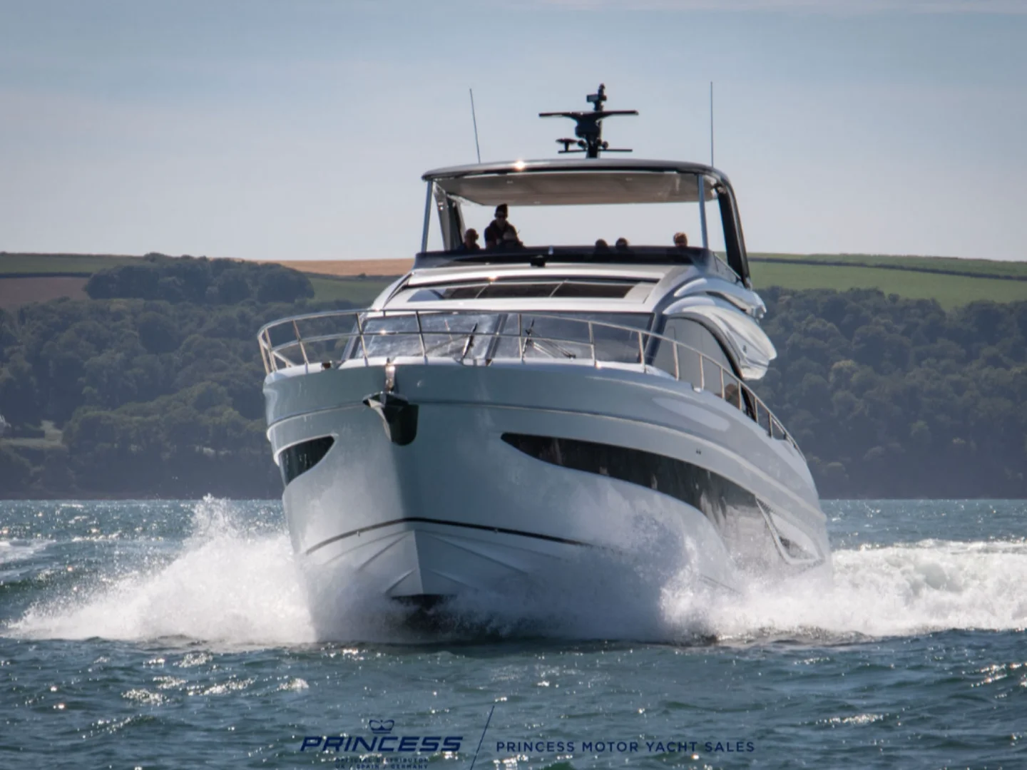 NEGOTIATOR II | Princess S72 - Photo 48