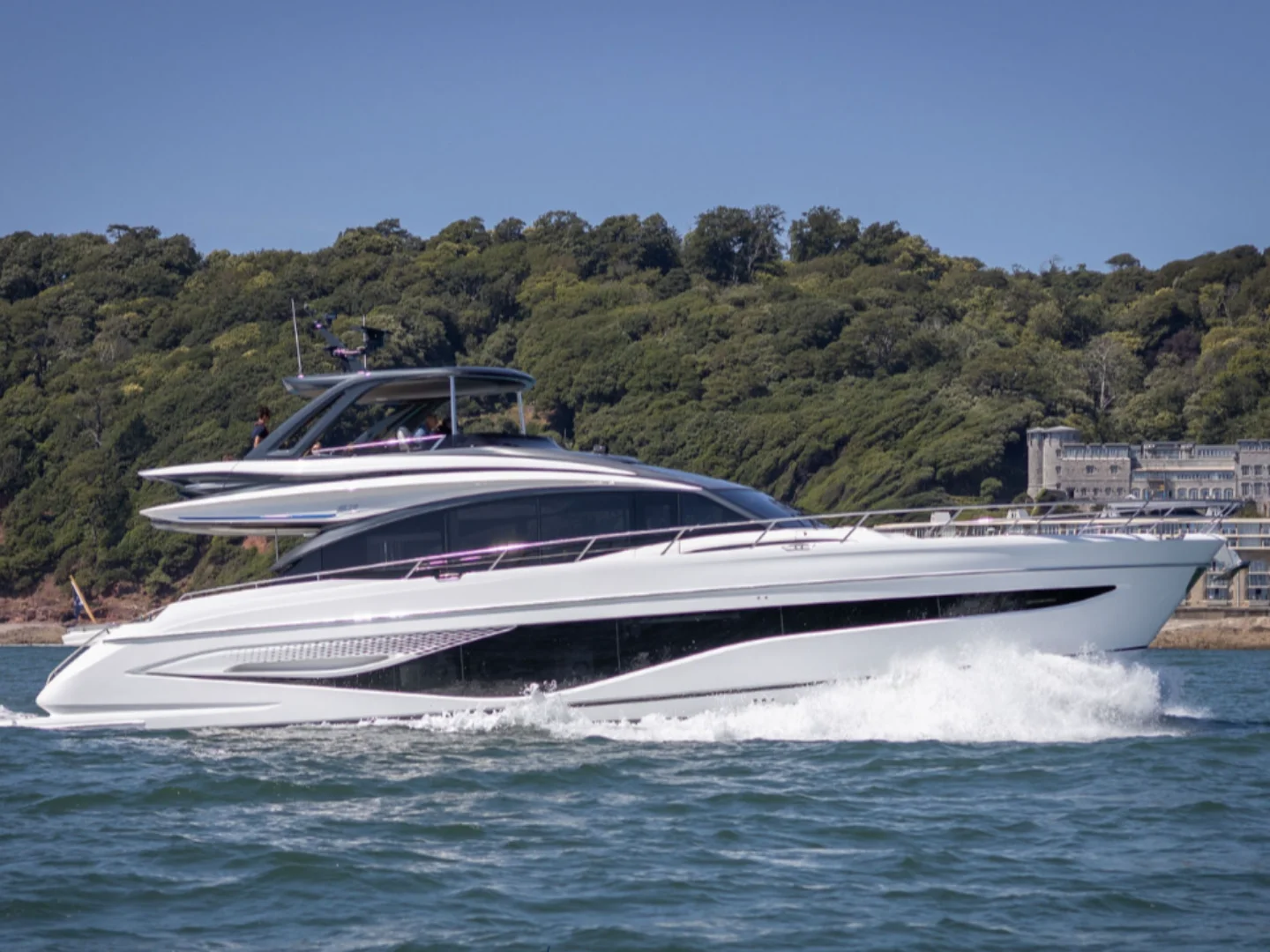 NEGOTIATOR II | Princess S72 - Photo 3