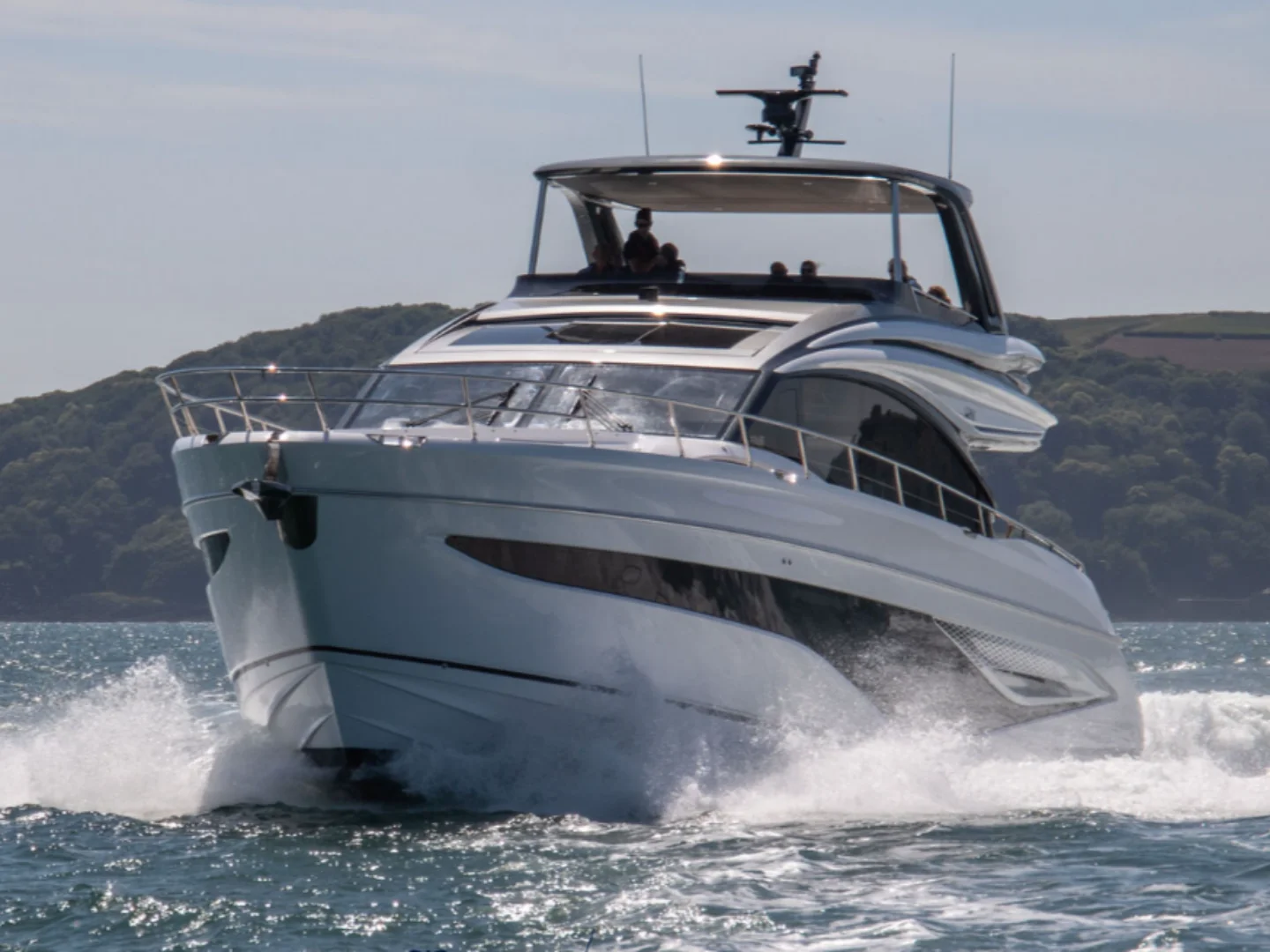NEGOTIATOR II | Princess S72 - Photo 4