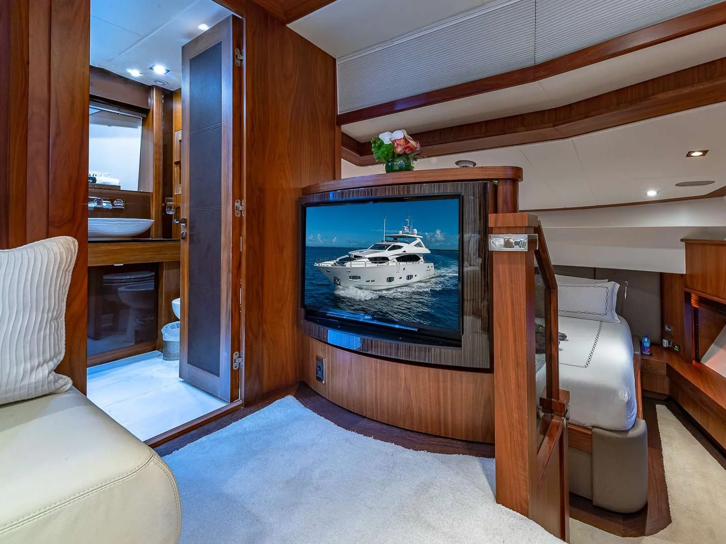 EMRYS | Sunseeker 98 - Photo 18