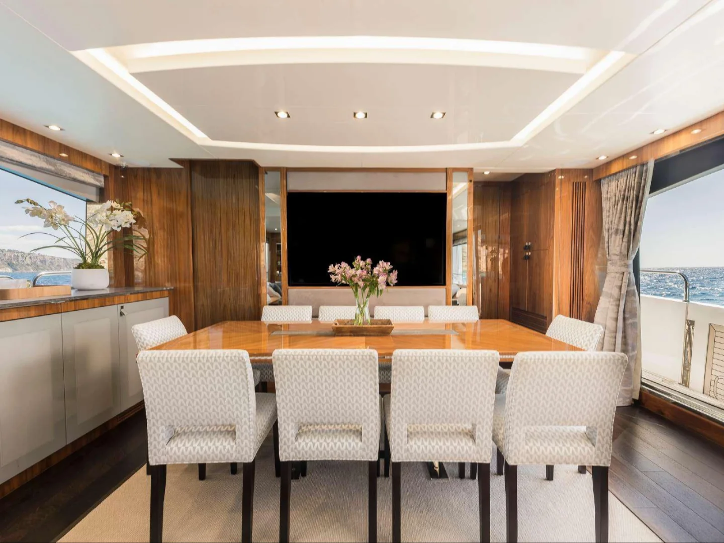 SEAWATER II | Sunseeker 86 - Photo 20