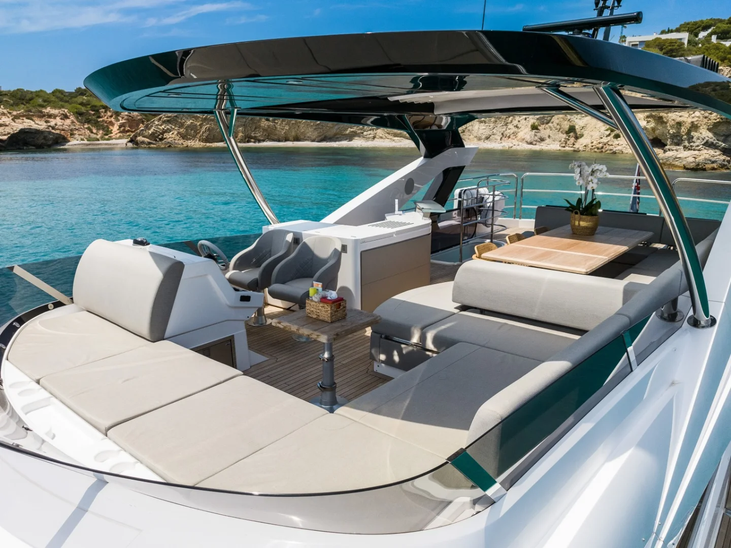 SAAHSA | Sunseeker 76 - Photo 9