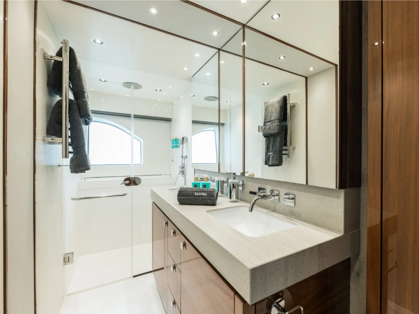 SAAHSA | Sunseeker 76 - Photo 19