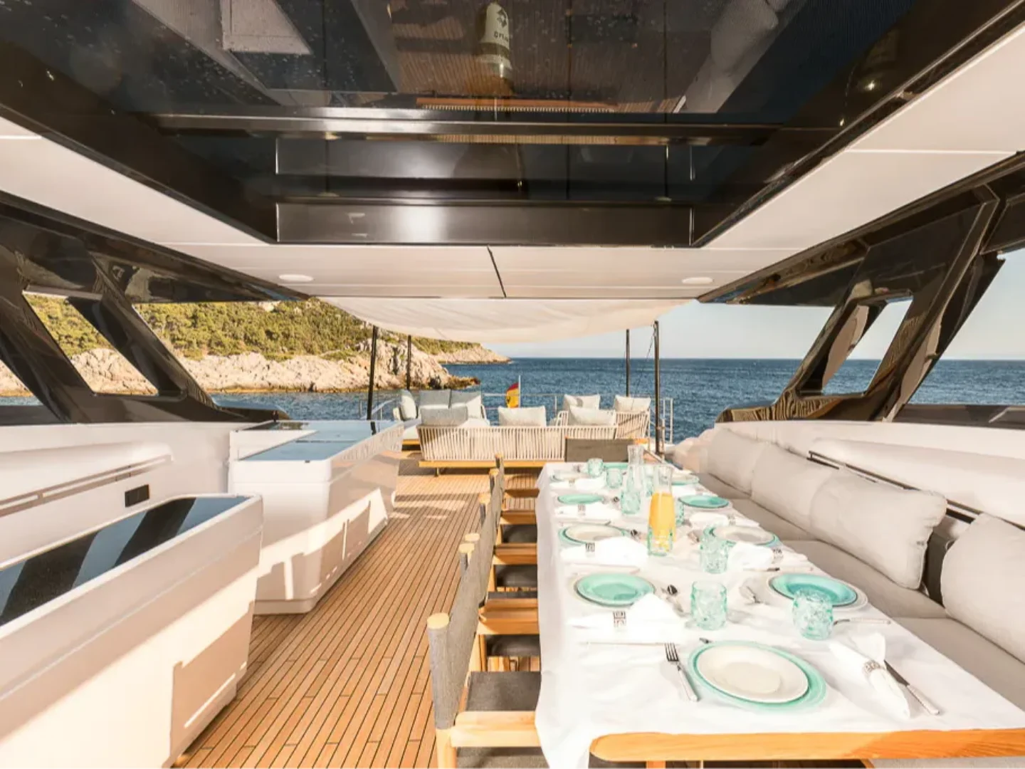 NAILU + | Ferretti 1000 - Photo 9