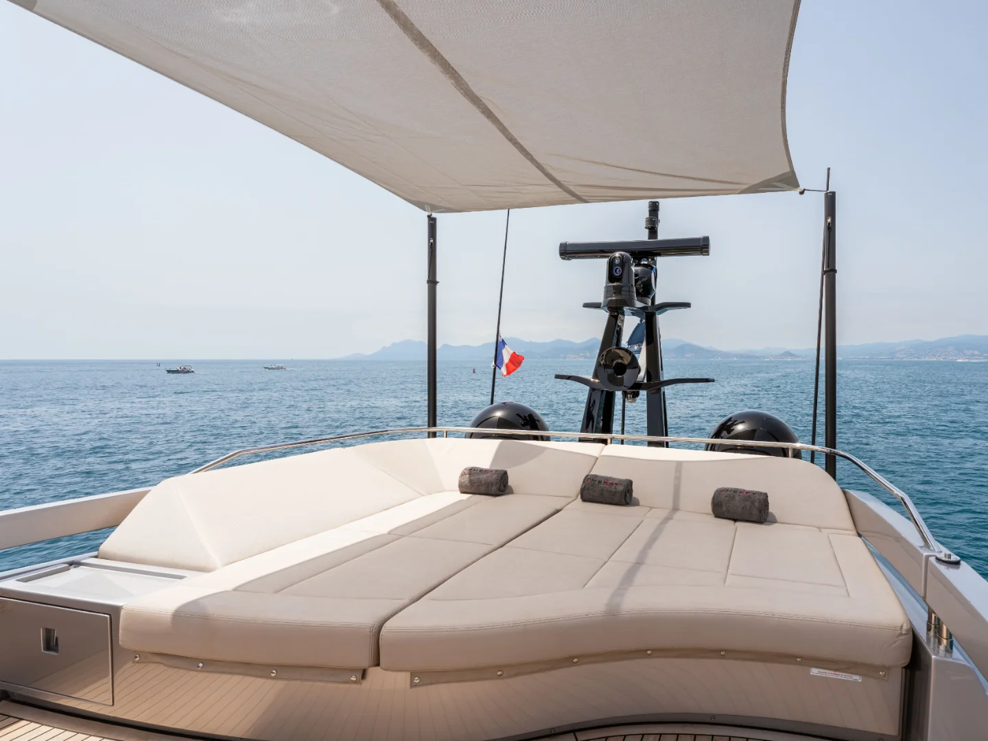 CHERRY | Pershing 8X - Photo 15