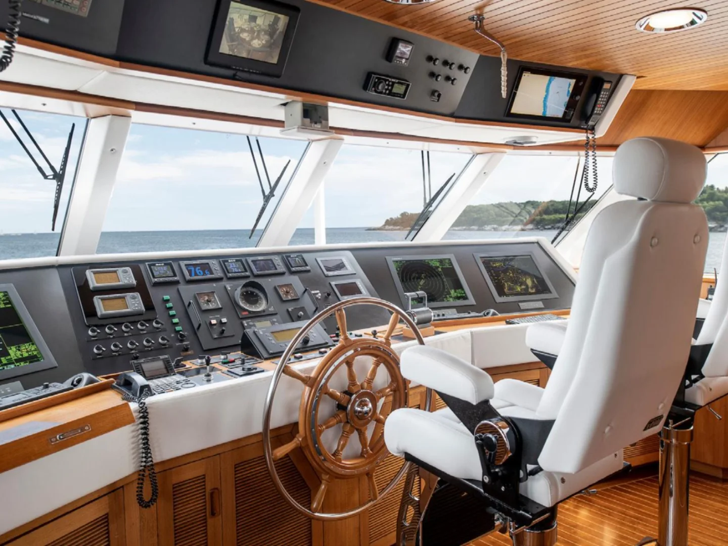 LADY VICTORIA | Feadship 120 - Photo 10
