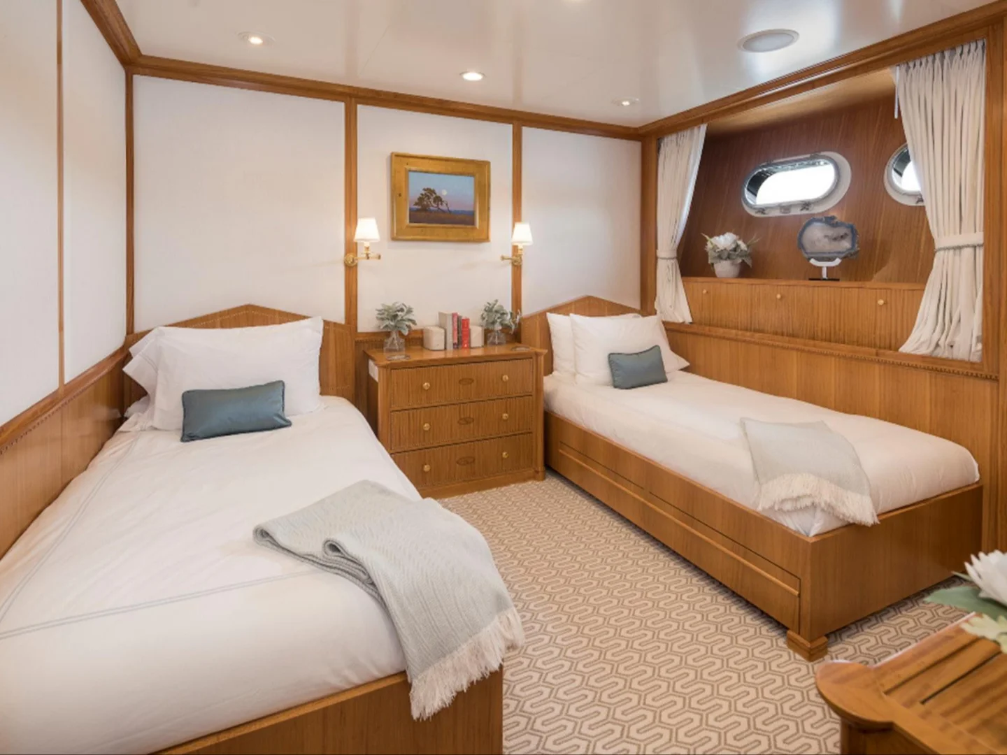 LADY VICTORIA | Feadship 120 - Photo 17
