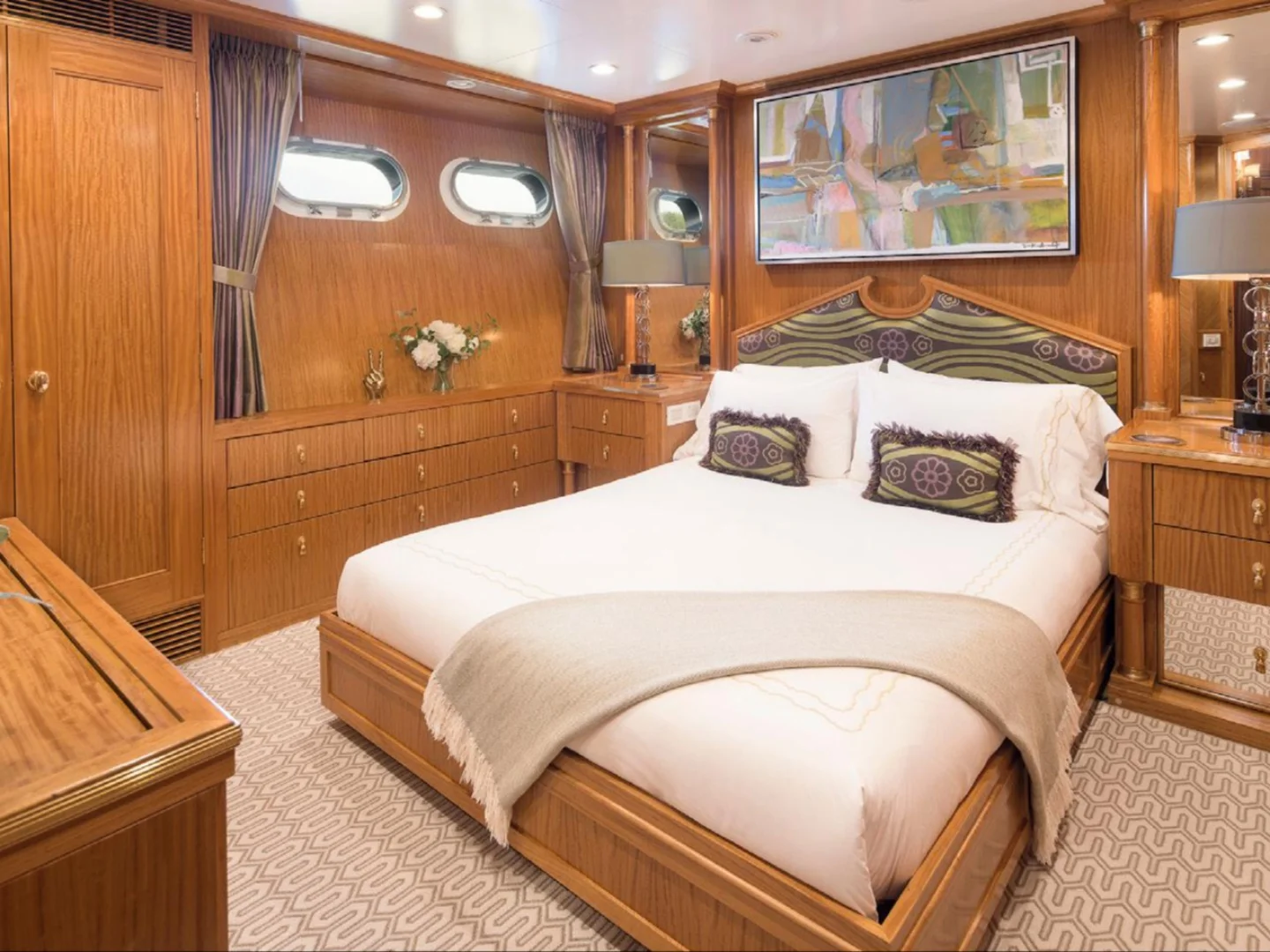 LADY VICTORIA | Feadship 120 - Photo 18
