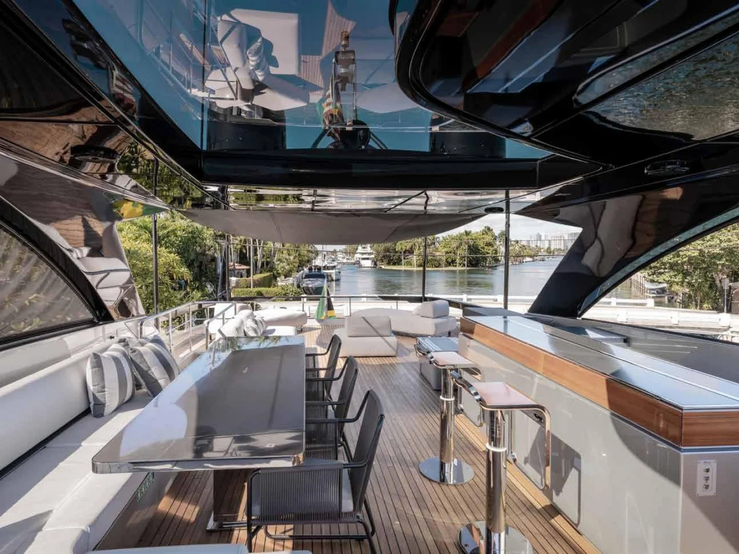 BEYOND BEYOND | Riva 90 Argo - Photo 10