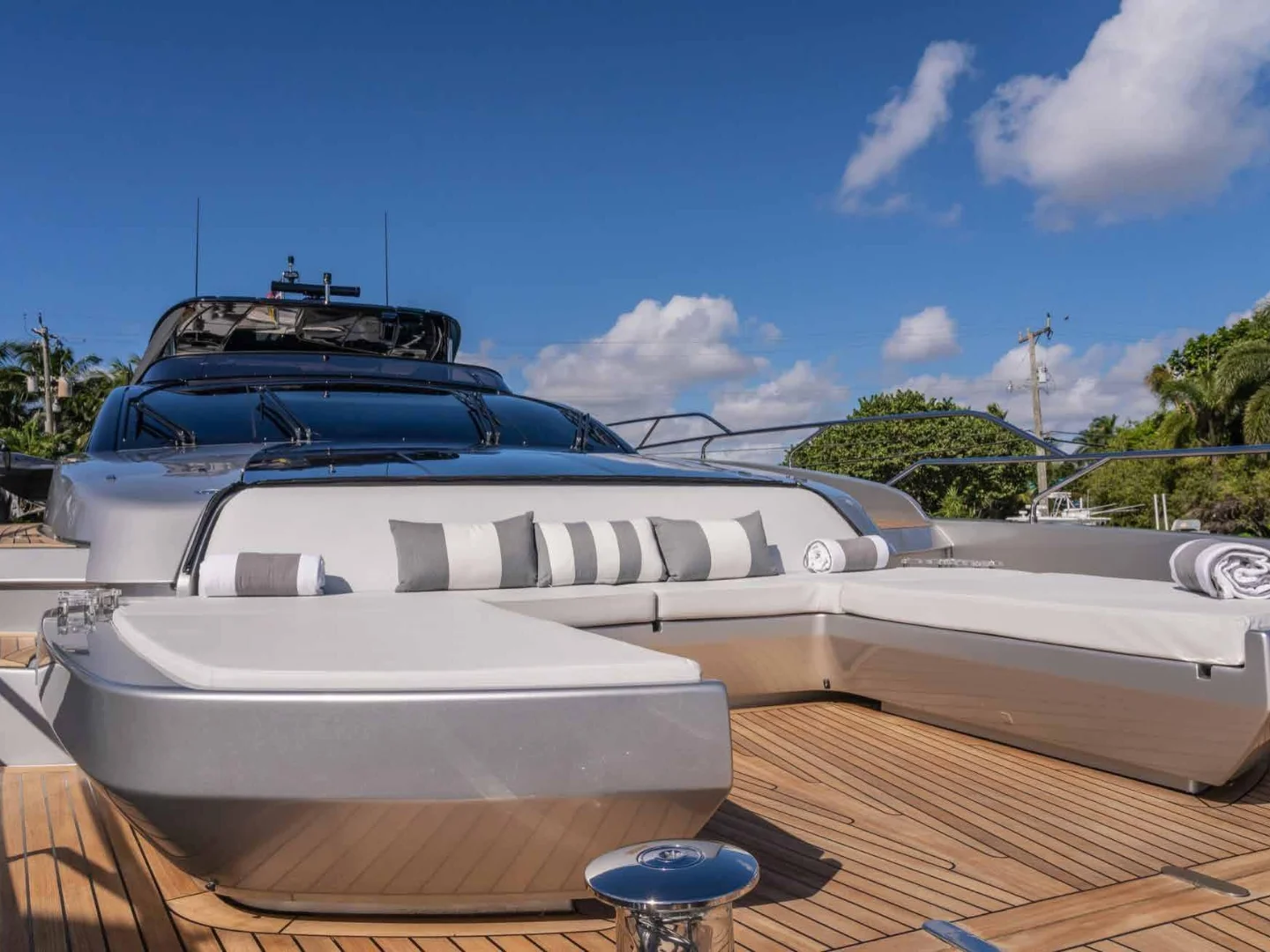 BEYOND BEYOND | Riva 90 Argo - Photo 6