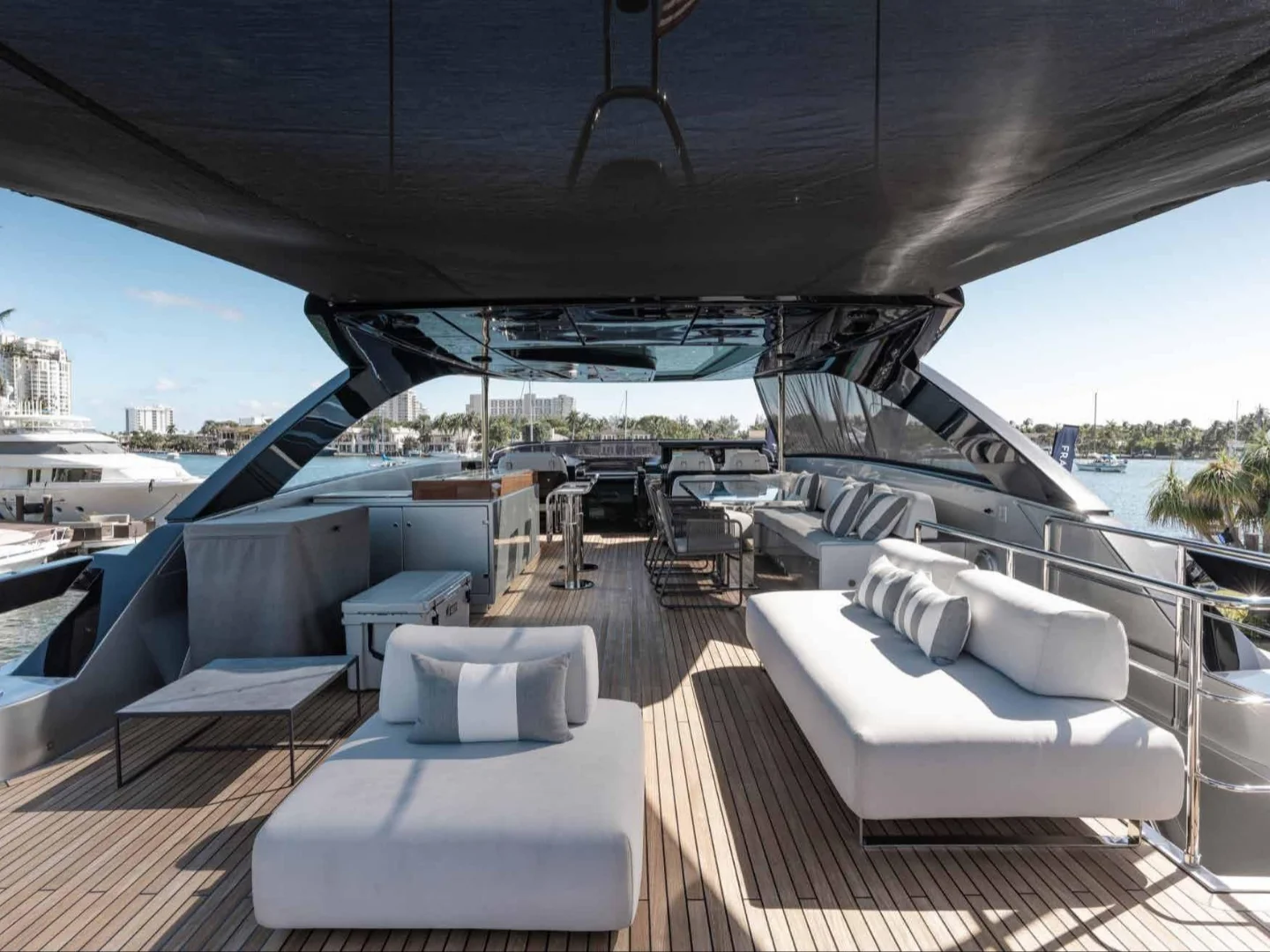 BEYOND BEYOND | Riva 90 Argo - Photo 11