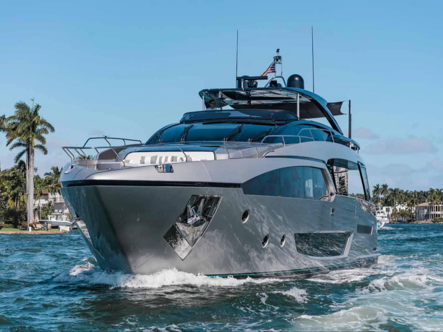 BEYOND BEYOND | Riva 90 Argo - Photo 2