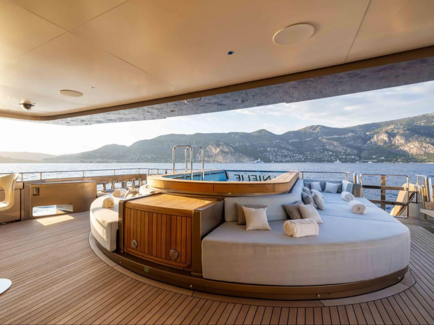 MY Anjelif | Columbus 50M - Photo 11