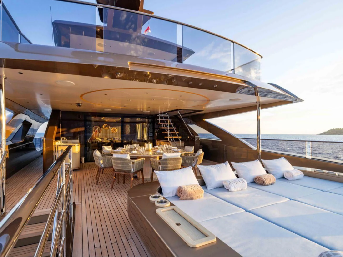 MY Anjelif | Columbus 50M - Photo 41