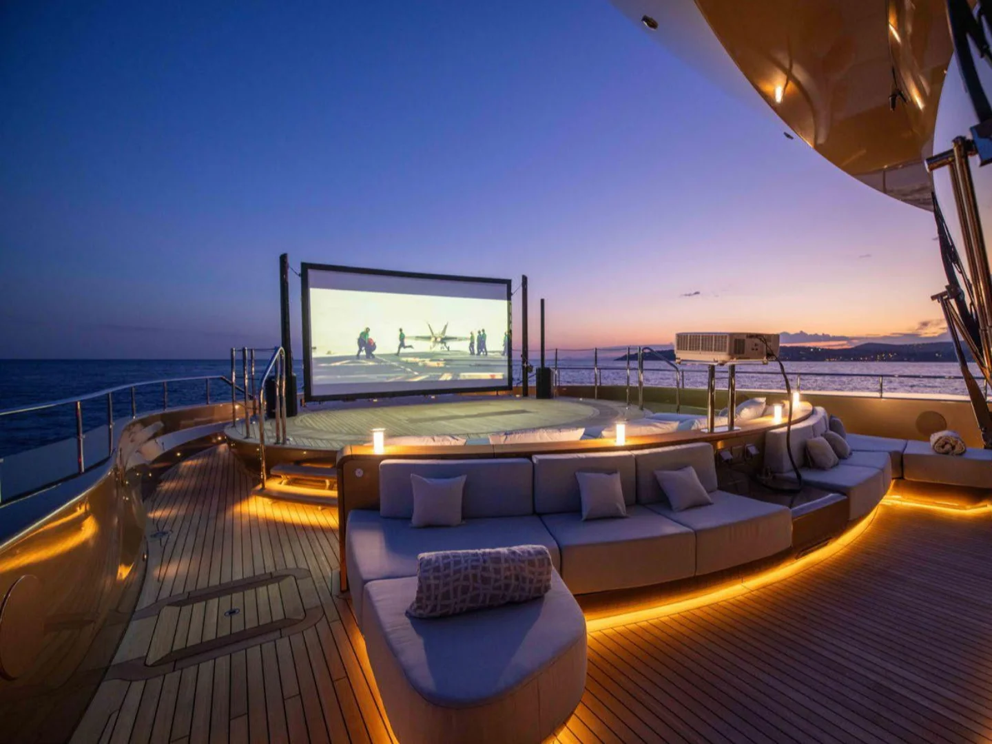 MY Anjelif | Columbus 50M - Photo 45