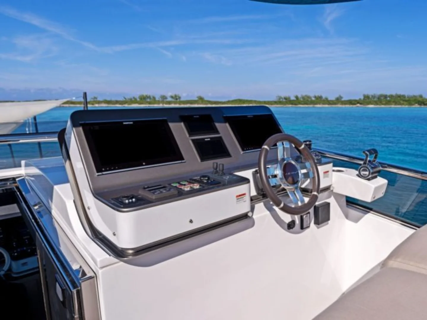 COMPASS | Azimut 88 - Photo 23