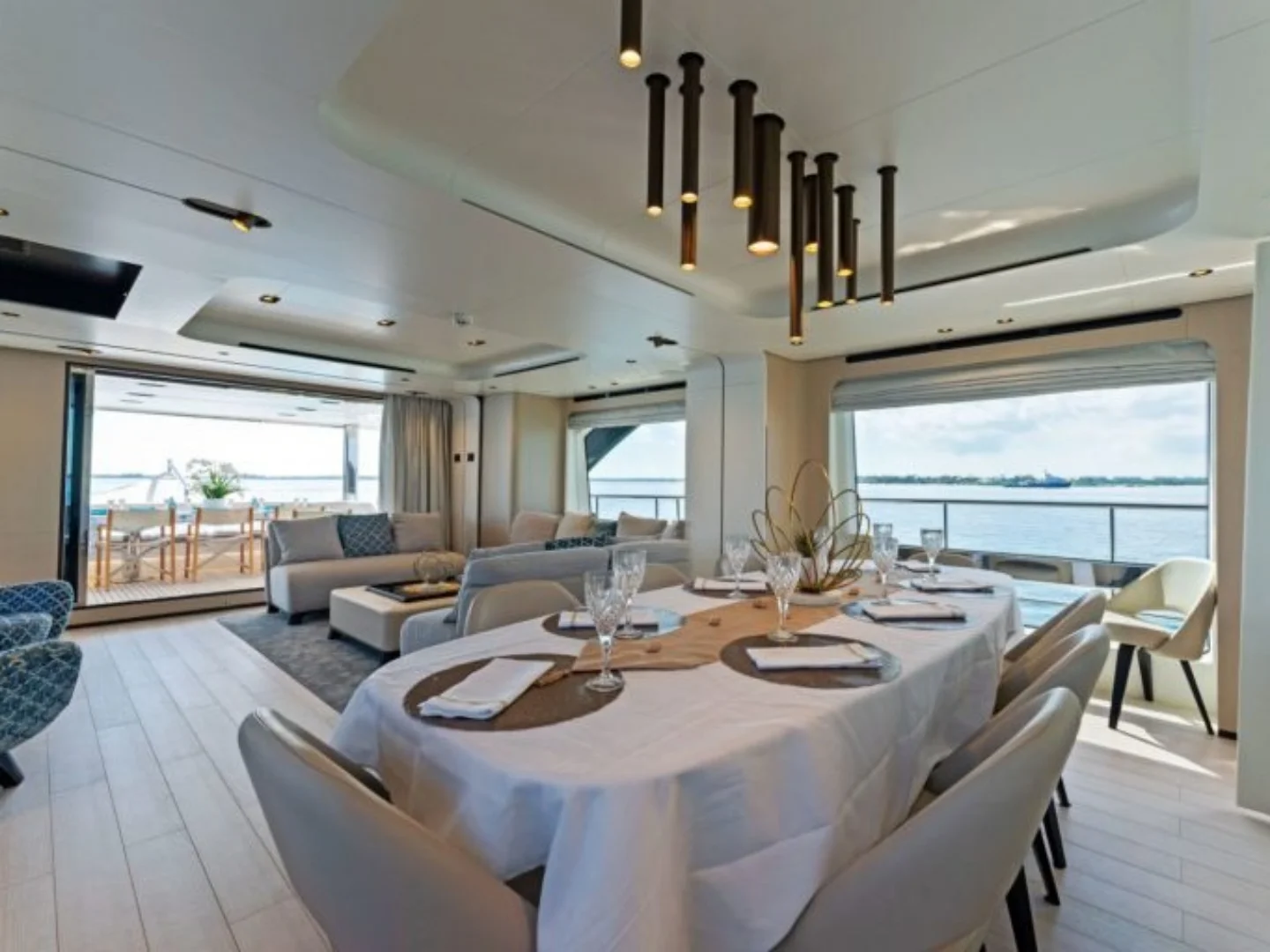 COMPASS | Azimut 88 - Photo 28