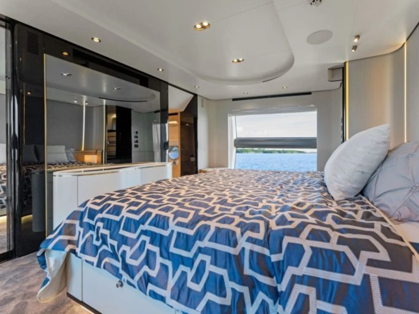 COMPASS | Azimut 88 - Photo 40