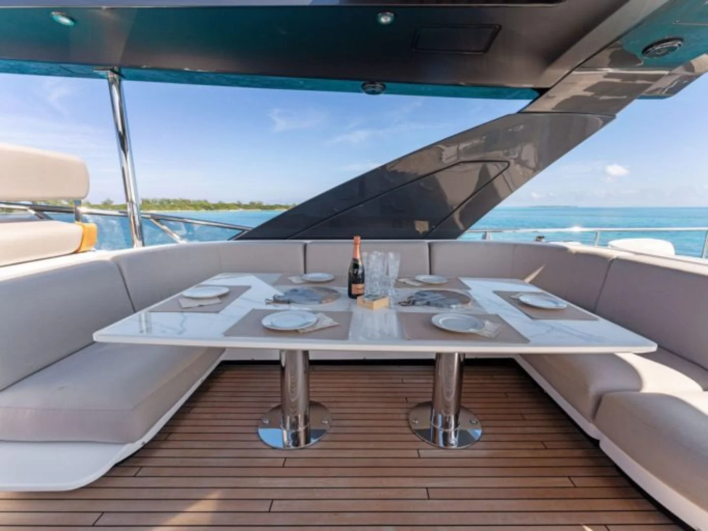 COMPASS | Azimut 88 - Photo 31
