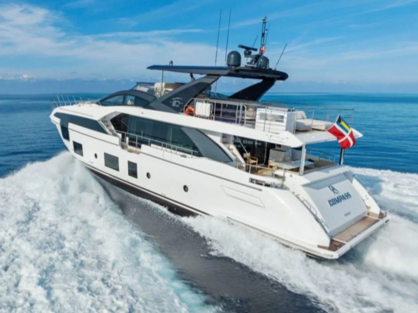 COMPASS | Azimut 88 - Photo 27