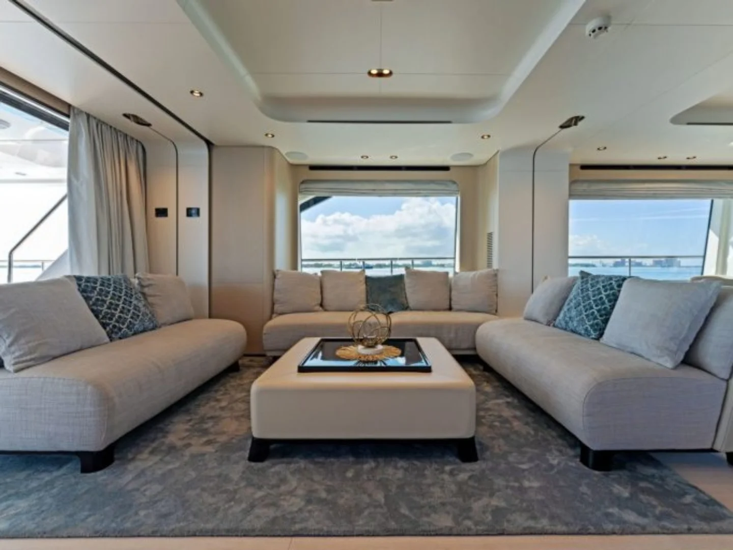 COMPASS | Azimut 88 - Photo 20