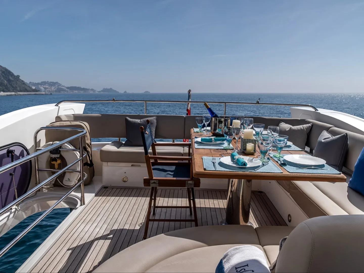 MY Lanonno | Sunseeker Manhattan 66 - Photo 9