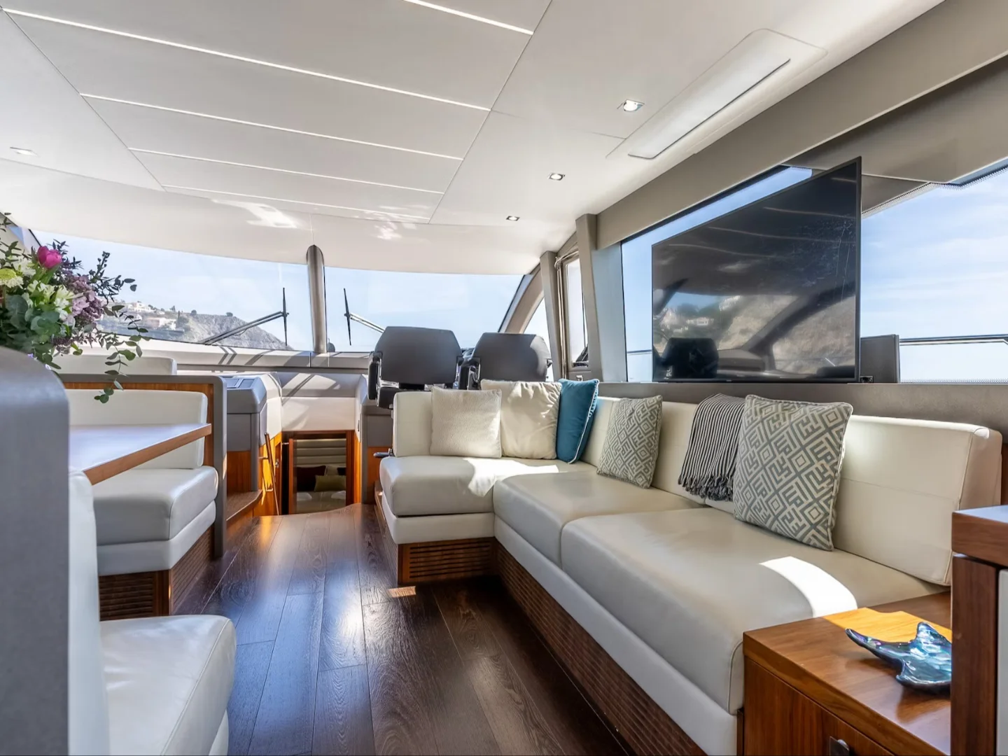 MY Lanonno | Sunseeker Manhattan 66 - Photo 18