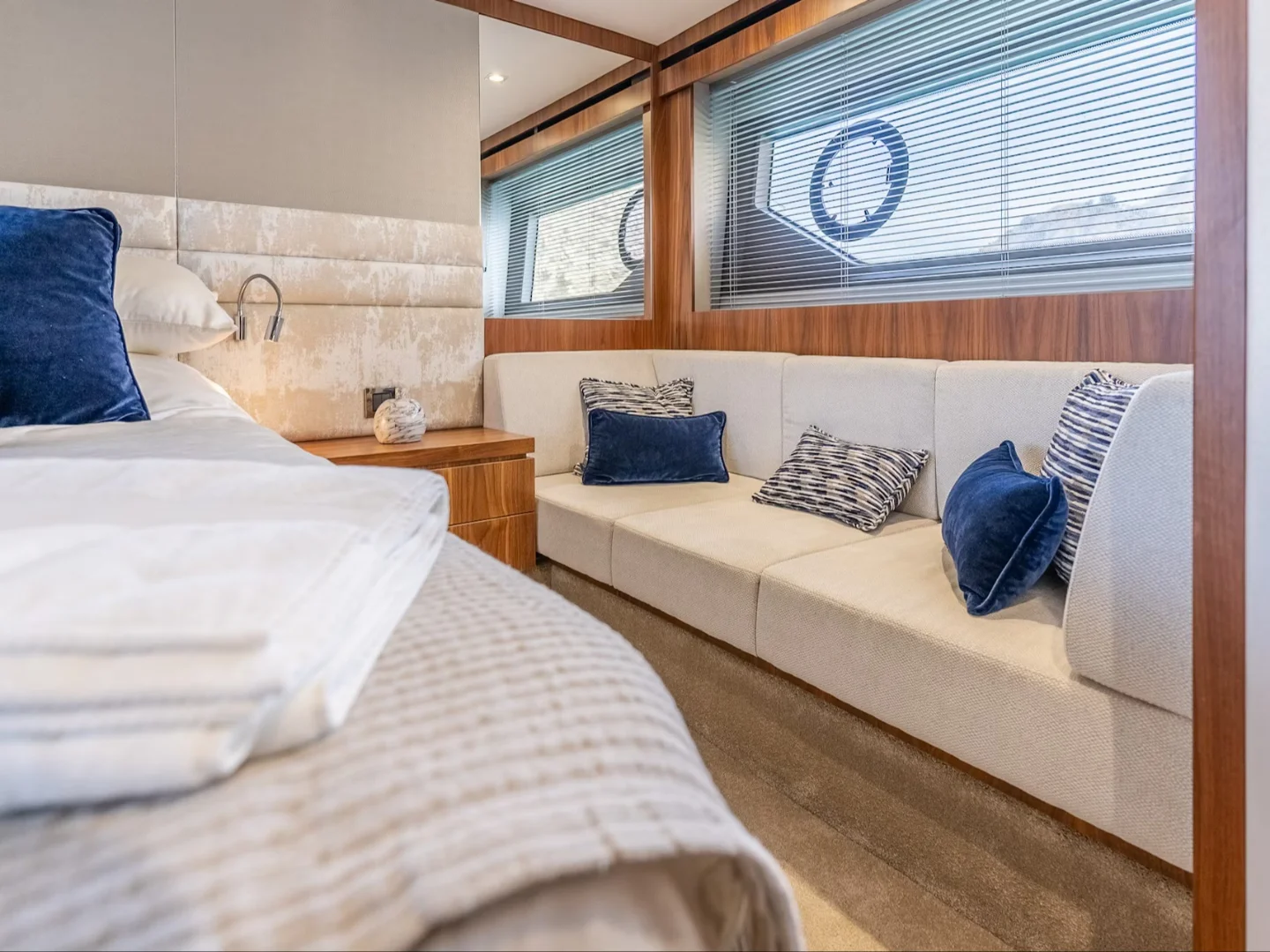 MY Lanonno | Sunseeker Manhattan 66 - Photo 22