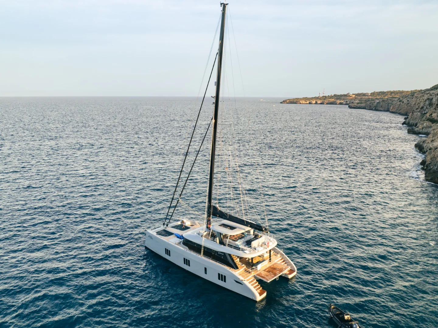 SHADES OF GREY | Sunreef 80 - Photo 4