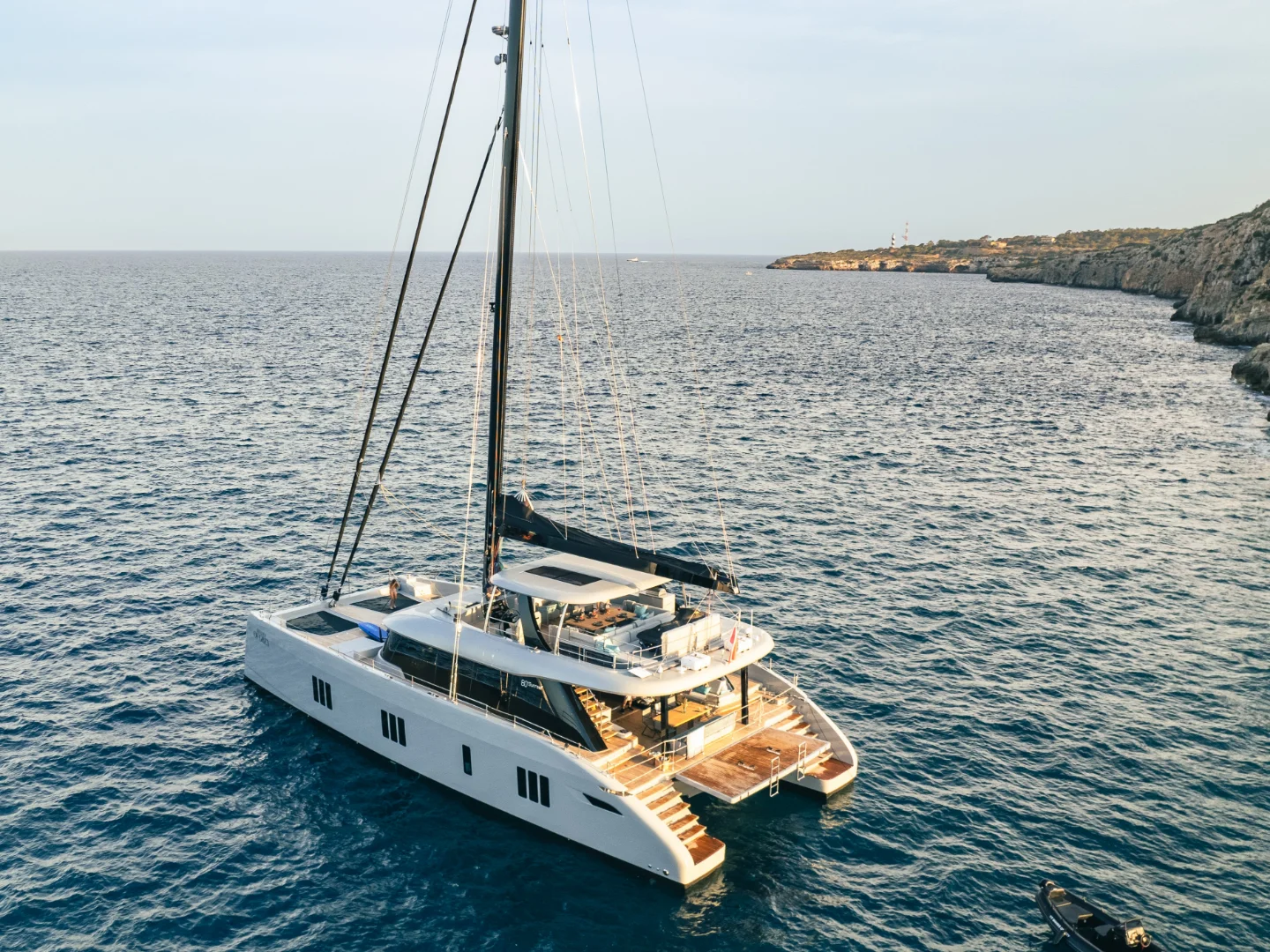 SHADES OF GREY | Sunreef 80 - Photo 5