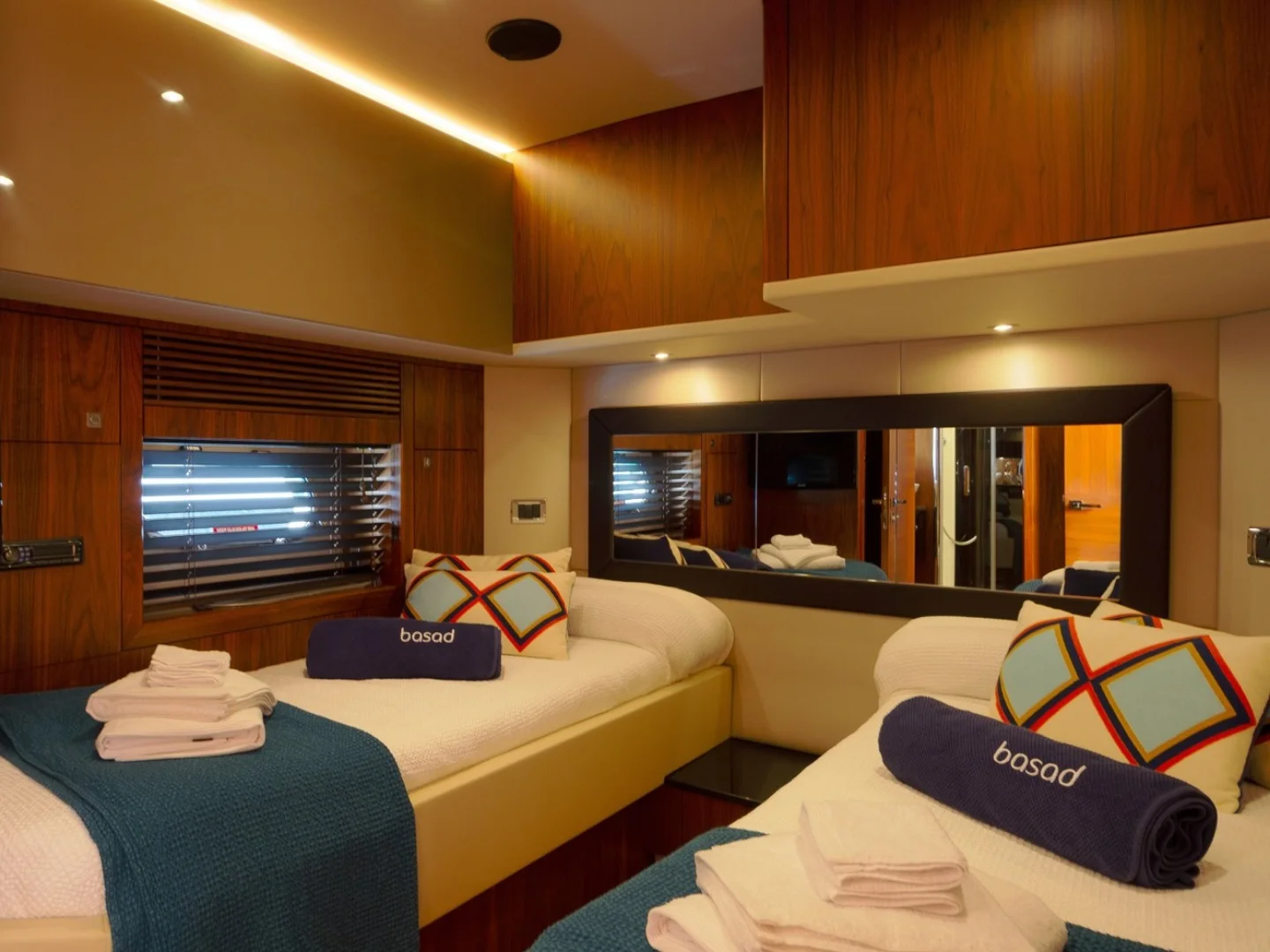 BASAD | Sunseeker Predator 84 - Photo 30