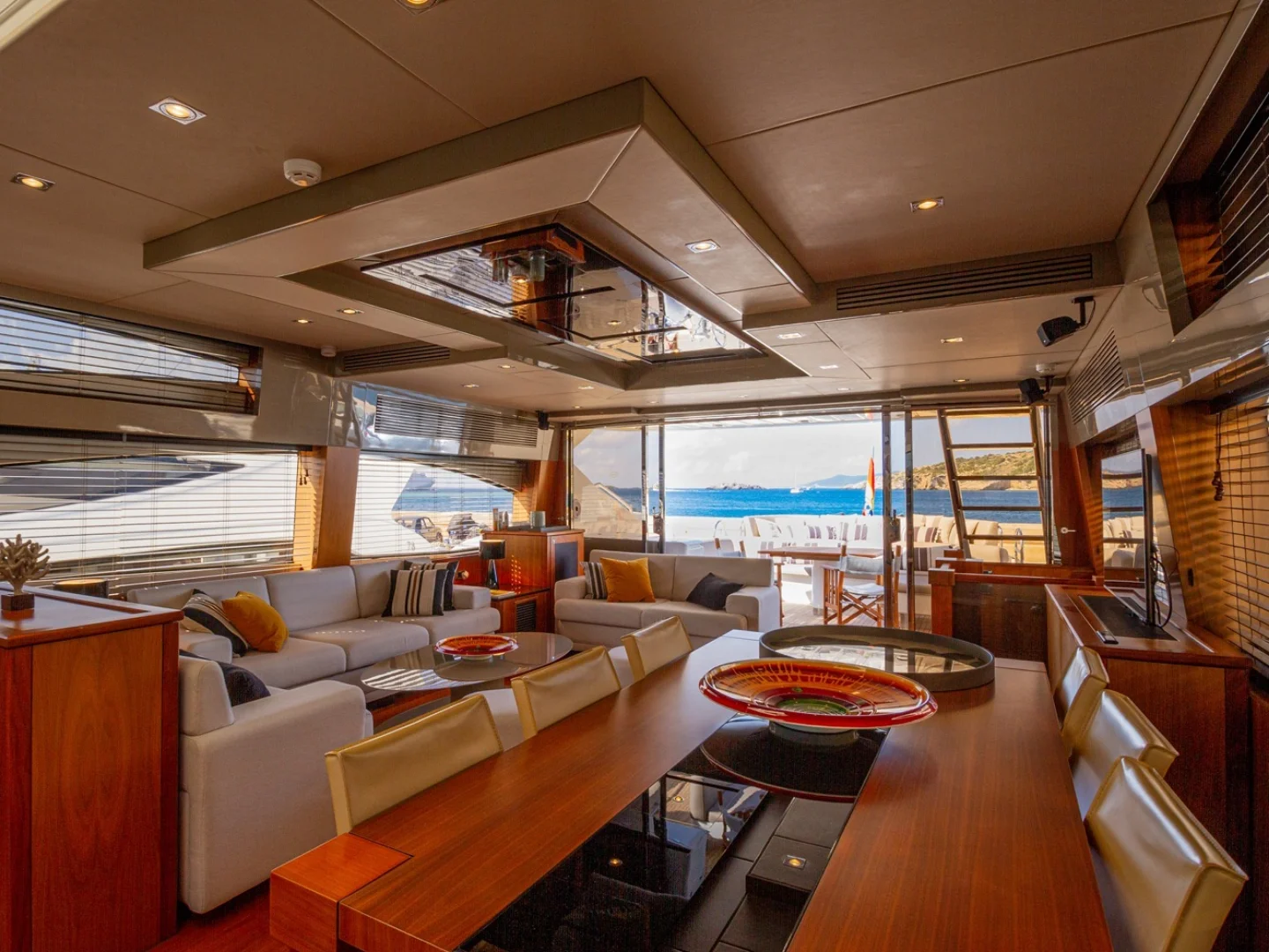 BASAD | Sunseeker Predator 84 - Photo 22
