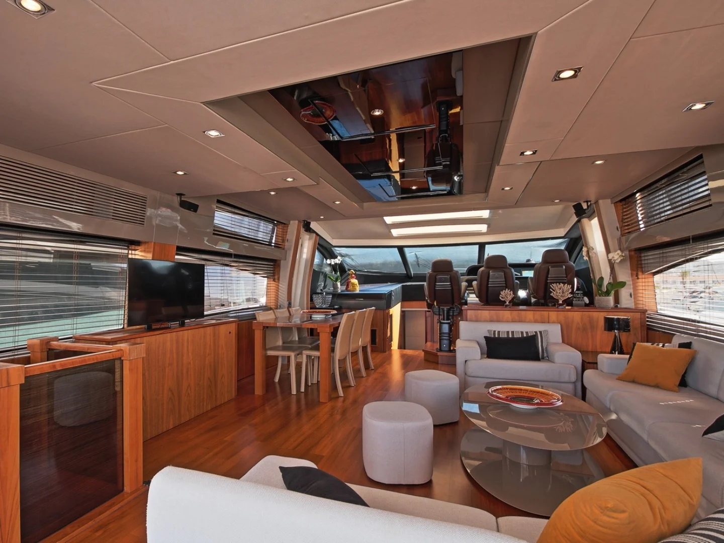BASAD | Sunseeker Predator 84 - Photo 23