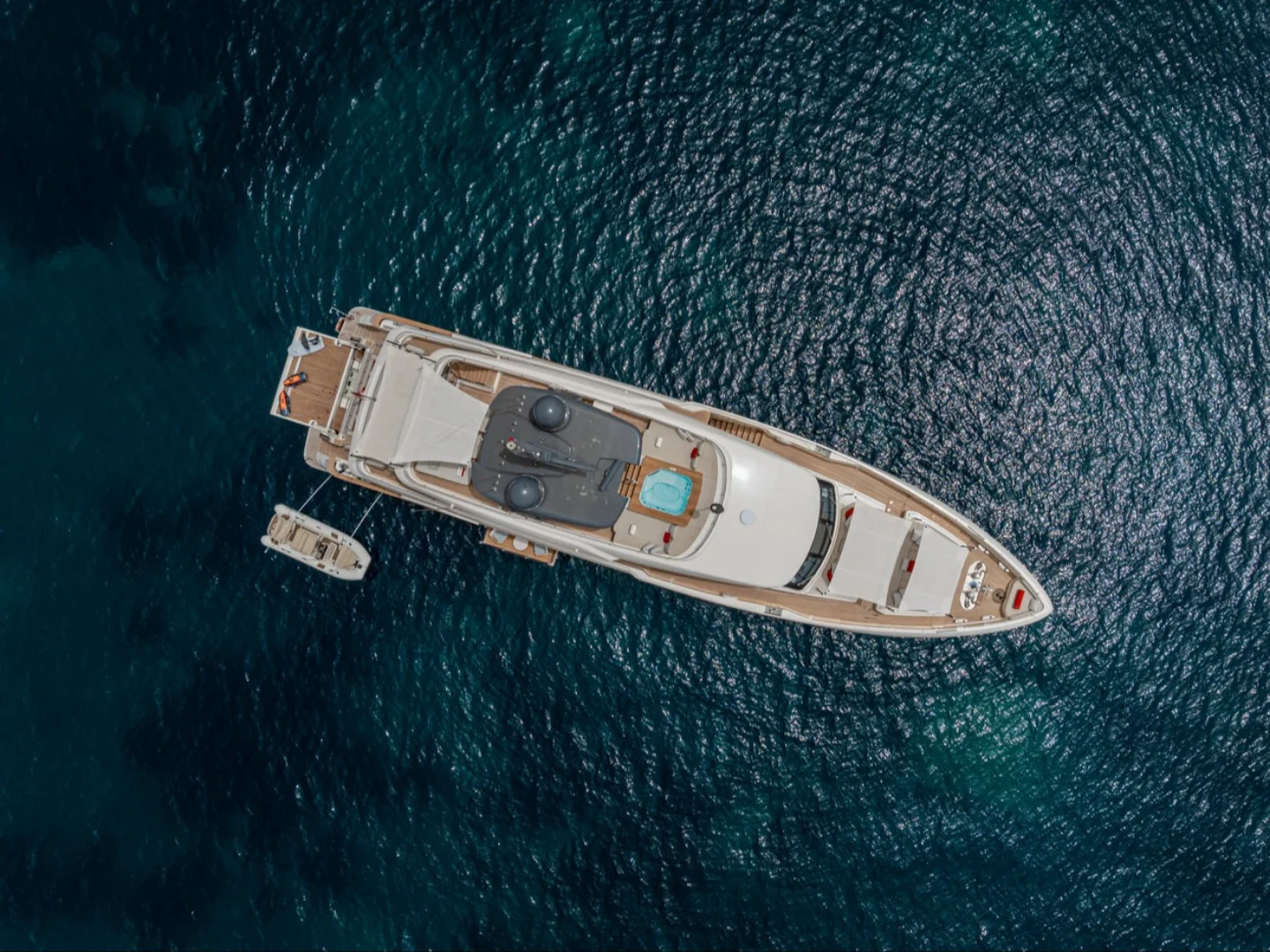 DIANA II | Custom Line Navetta 33 - Photo 8