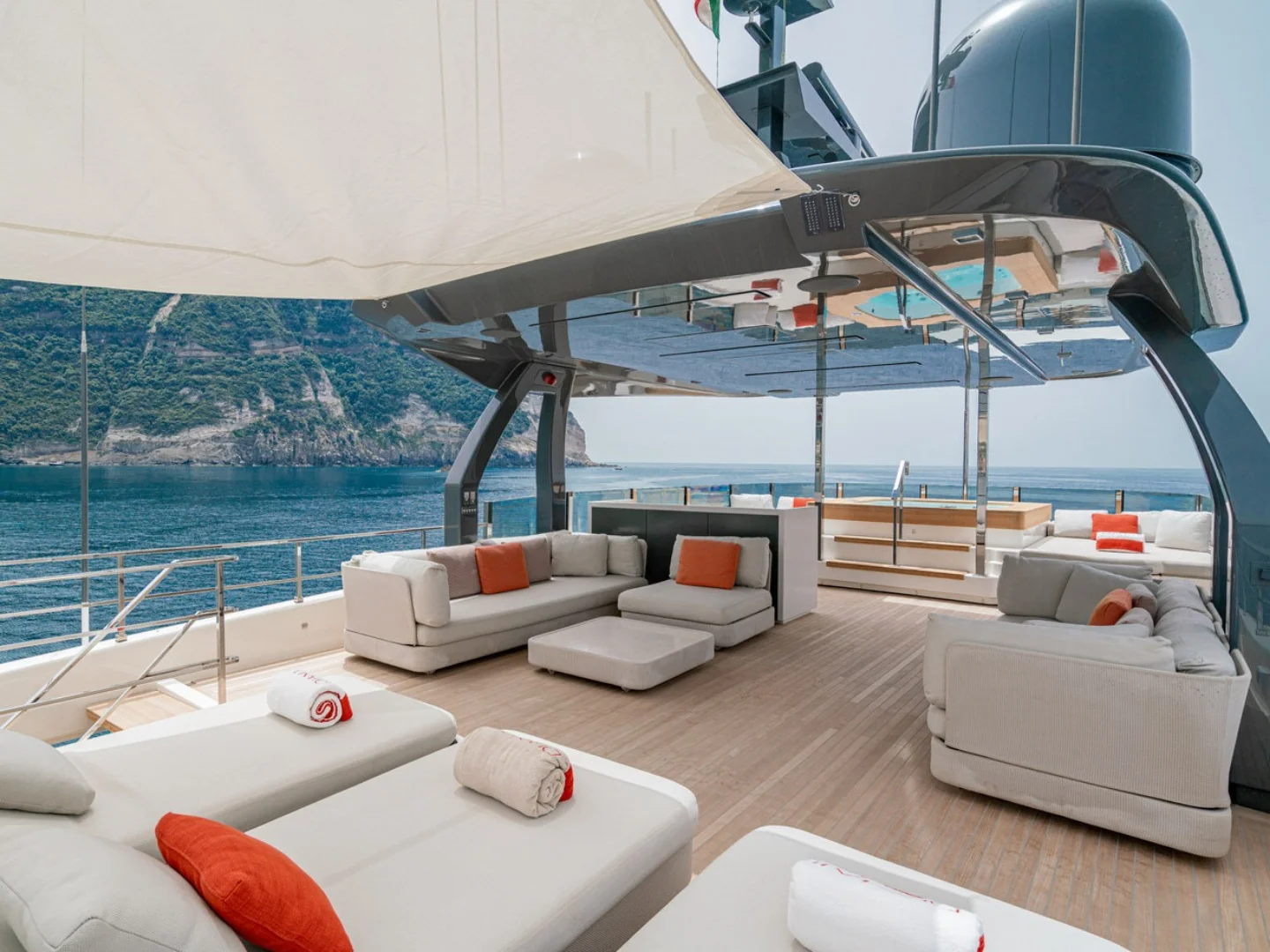 DIANA II | Custom Line Navetta 33 - Photo 60