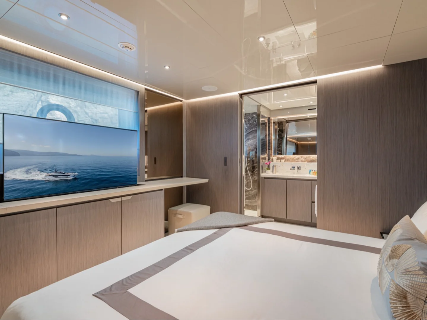 MARICAN FOREVER | Custom Line 106' - Photo 32