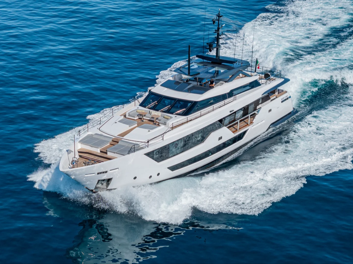 MARICAN FOREVER | Custom Line 106' - Photo 8