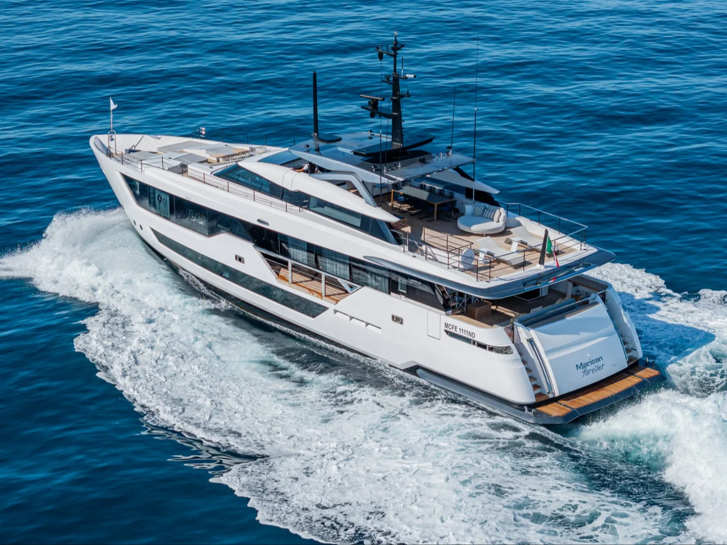 MARICAN FOREVER | Custom Line 106' - Photo 3