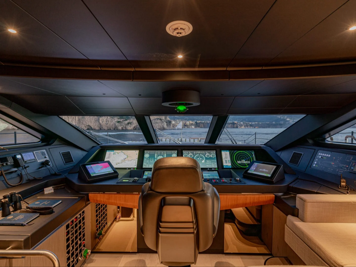 MARICAN FOREVER | Custom Line 106' - Photo 63