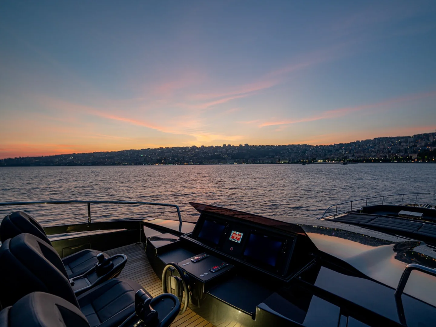 SOPHIA | Pershing 9X - Photo 20
