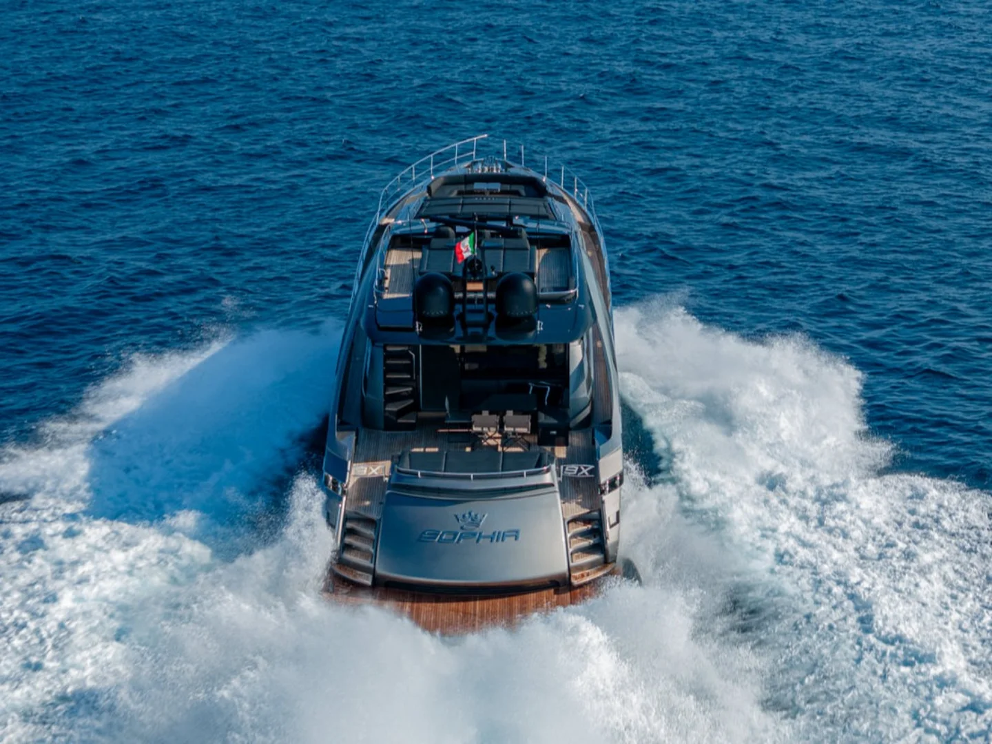 SOPHIA | Pershing 9X - Photo 10