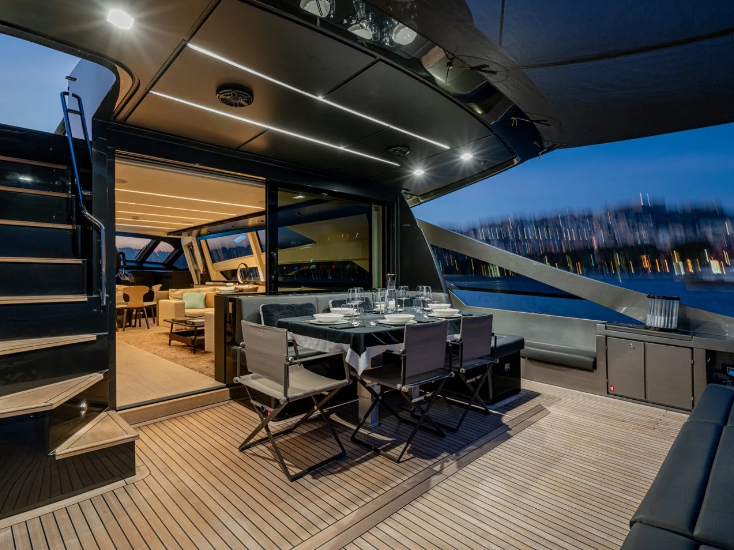 SOPHIA | Pershing 9X - Photo 19